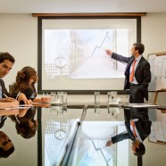 How to Incorporate Virtual Sales Training Programs Into Conferences
