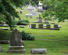 Why You Need to Work with a Funeral Planning Company