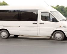 Enjoy Traveling Convenience With Airport Shuttle