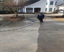 How to keep Safe when using Power Washers in Mount Vernon WA