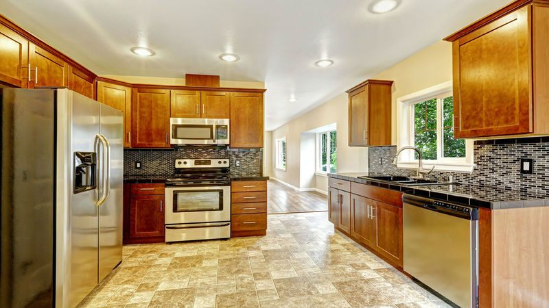 How To Choose Good Kitchen Cabinet Makers In Priest River ID.