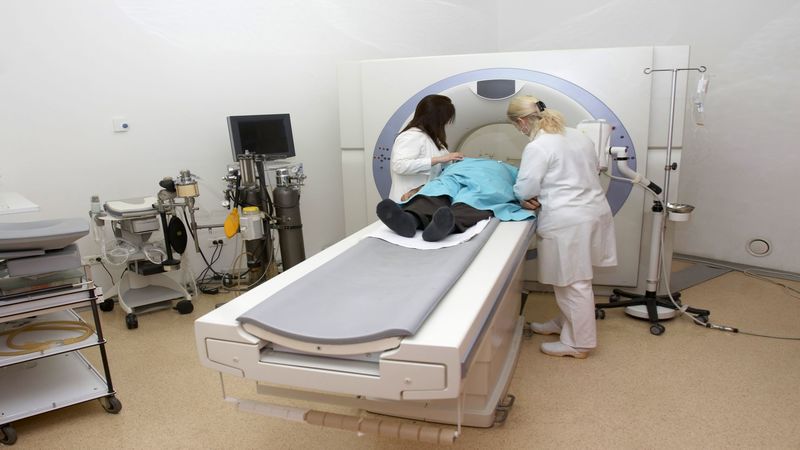 Why Doctors in Orlando Would Recommend MRIs for Their Patients