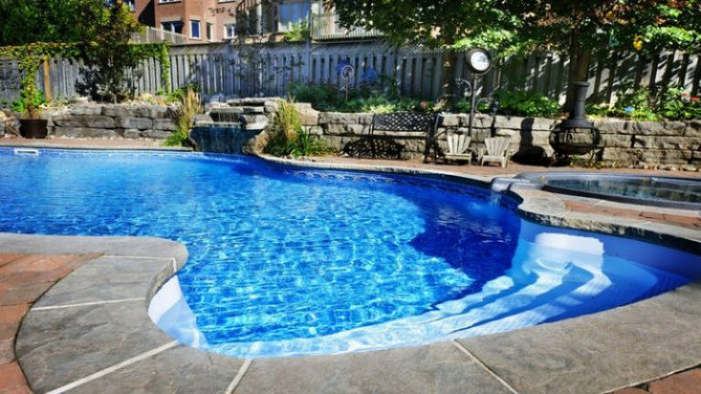 The Best Times to Schedule Pool Maintenance Service in Newnan, GA