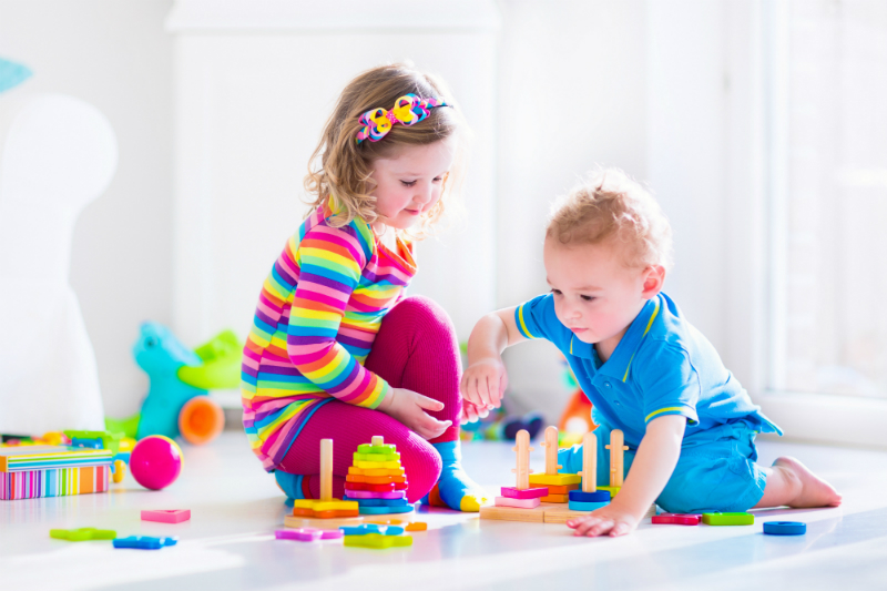 The Advantages of Enrolling Your Child in a Montessori School