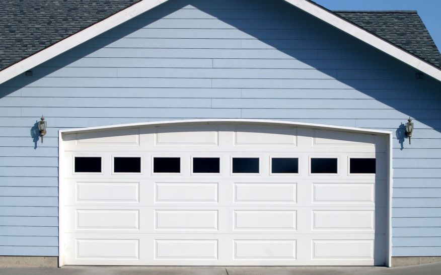 How to Cover Garage Door Windows in Chicago, Illinois: The Ultimate Guide