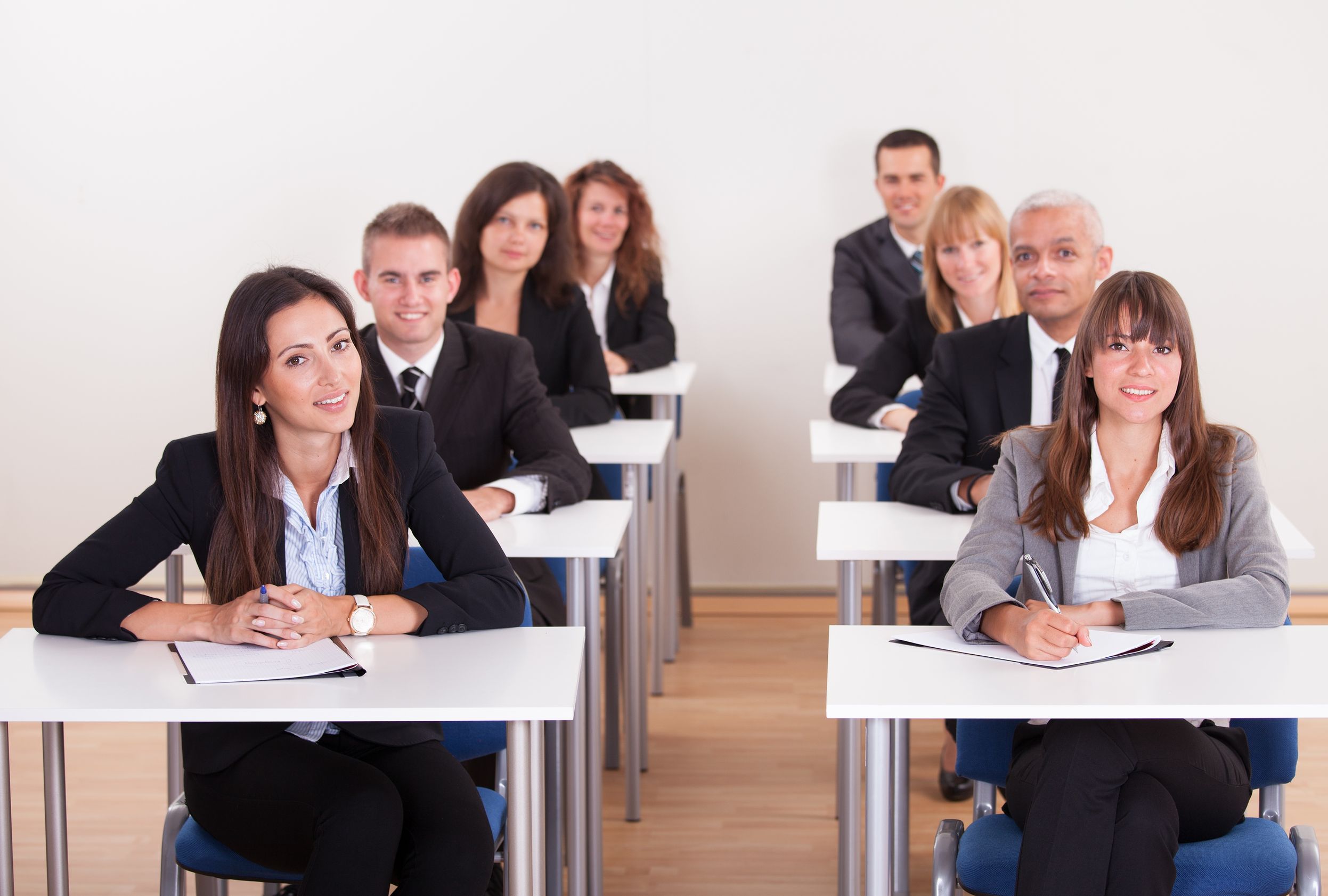 7 Reasons To Hire A Professional Motivational and Keynote Speaker