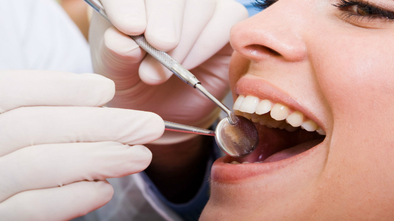 3 Simple Questions to Ask Your Cosmetic Dentist in Northbrook