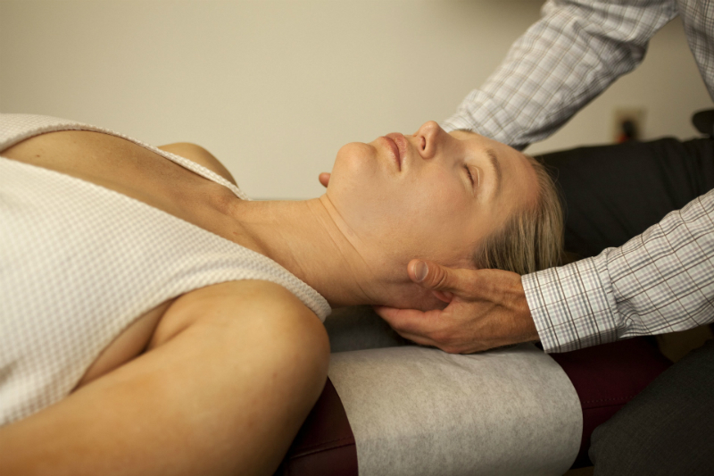 Get Help For Your Chronic Neck Pain With Chiropractic Treatments in Gresham