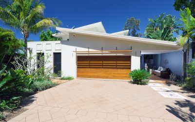 Why Choosing a Bulk Garage Door Supplier in Madison, WI Means Fast and Reliable Delivery